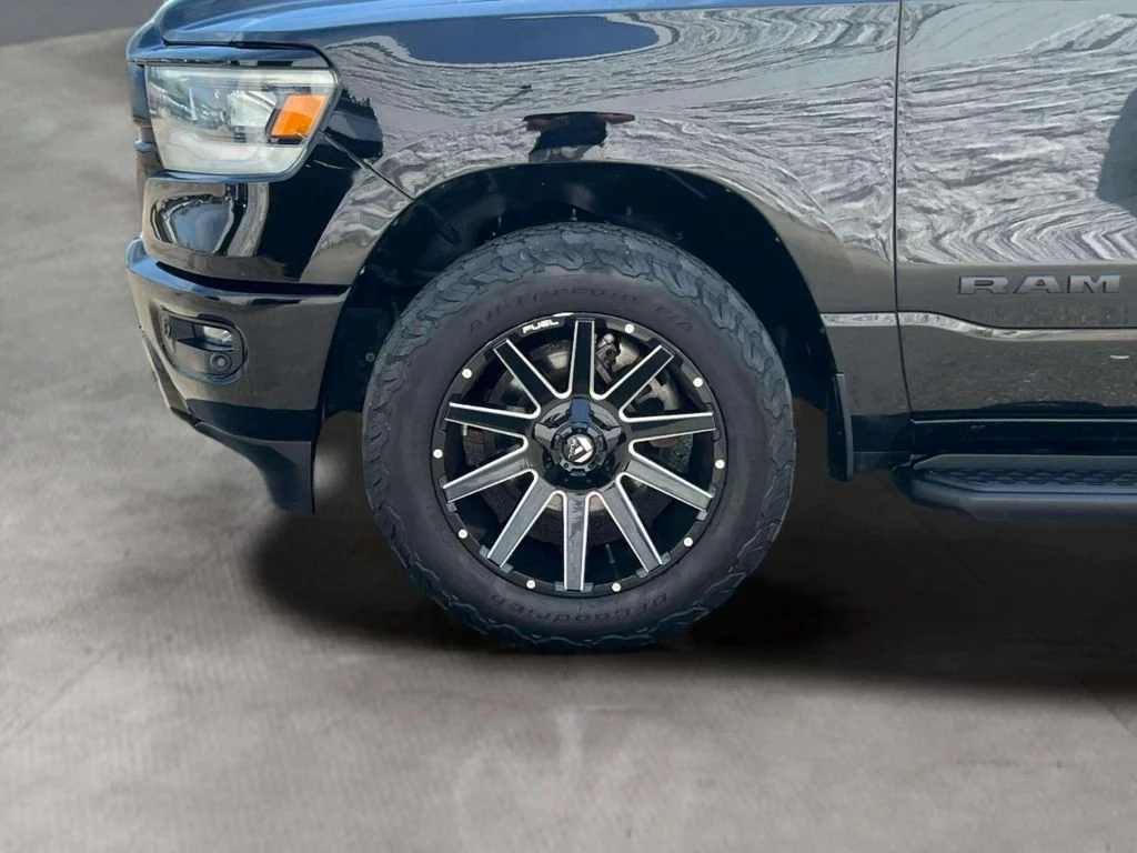 Used 2022 Diamond Black Crystal Pearlcoat Ram Sport image 7
