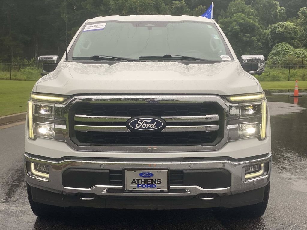 Certified Used 2024 Oxford White Ford Lariat image 9