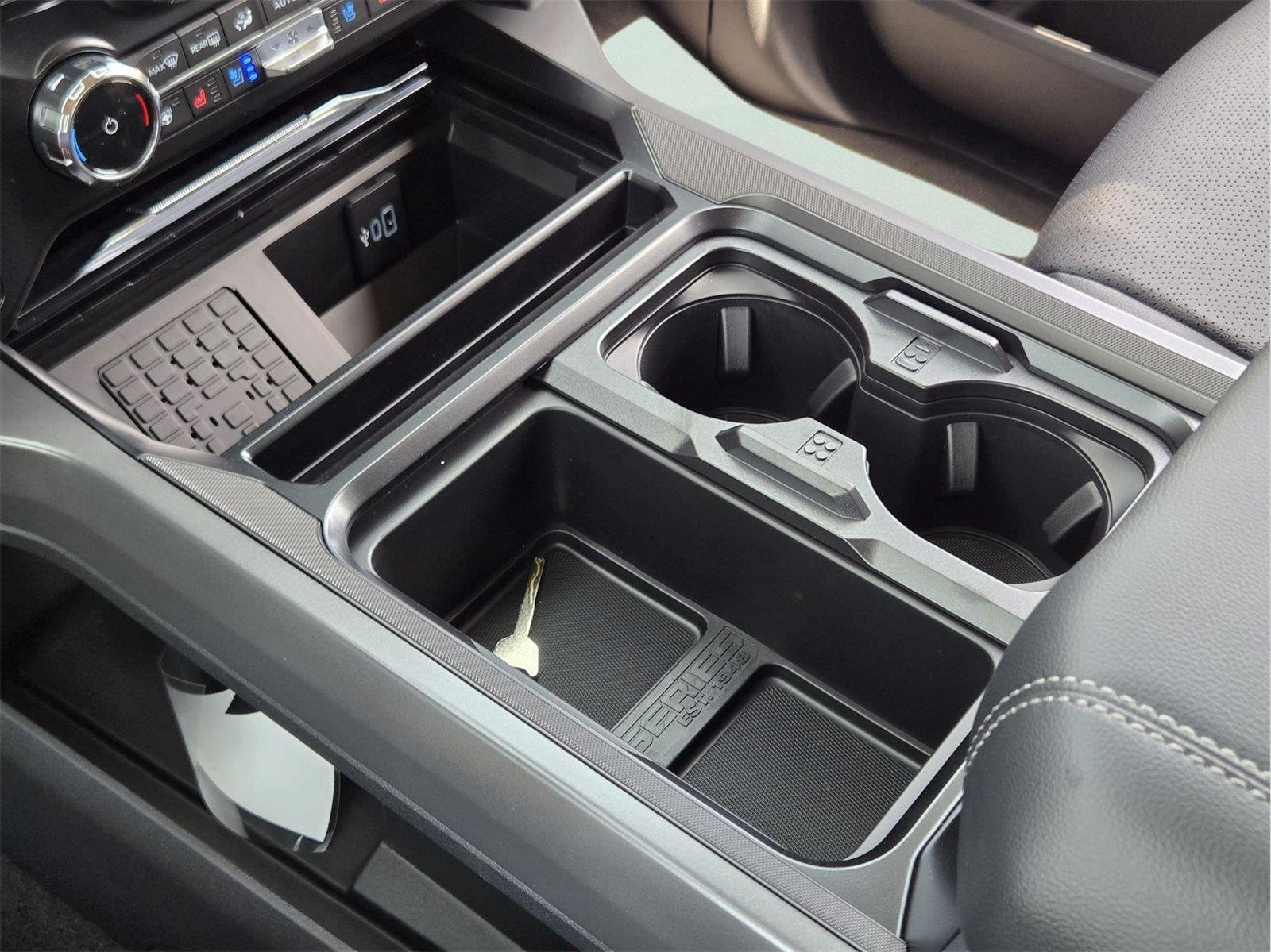 New 2026 Agate Black Metallic Ford F-250® Lariat® image 14