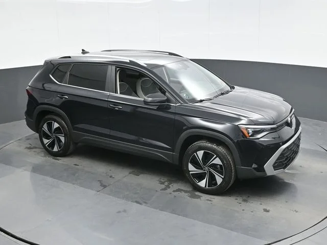 New 2026 Black Volkswagen 1.5T SE image 15