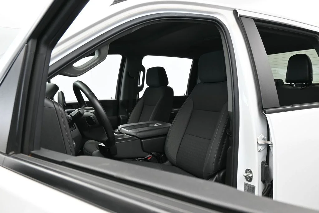 Used 2022 Summit White Chevrolet LT image 10