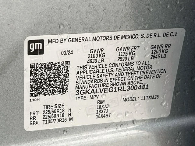 Used 2024 Silver GMC SLT image 11