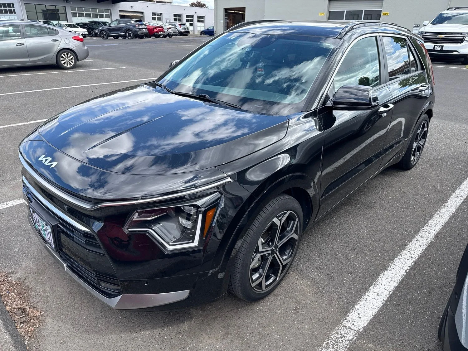 2023 Kia Niro SX Touring HEV's photo
