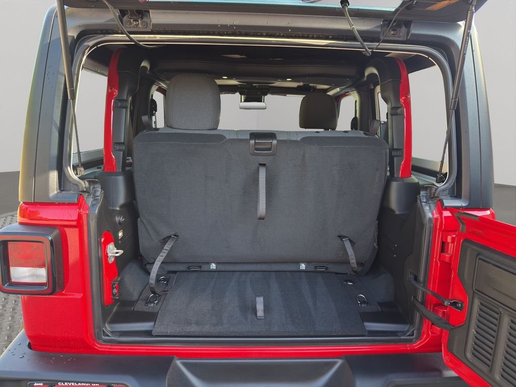 Used 2024 Firecracker Red Clearcoat Jeep Sport S image 9