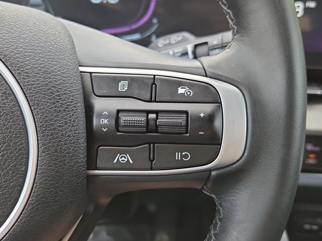 Certified Used 2024 White Kia X-Line image 20