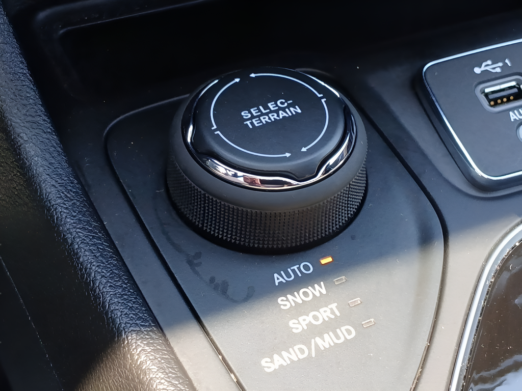 Used 2021 Red Jeep Limited image 16