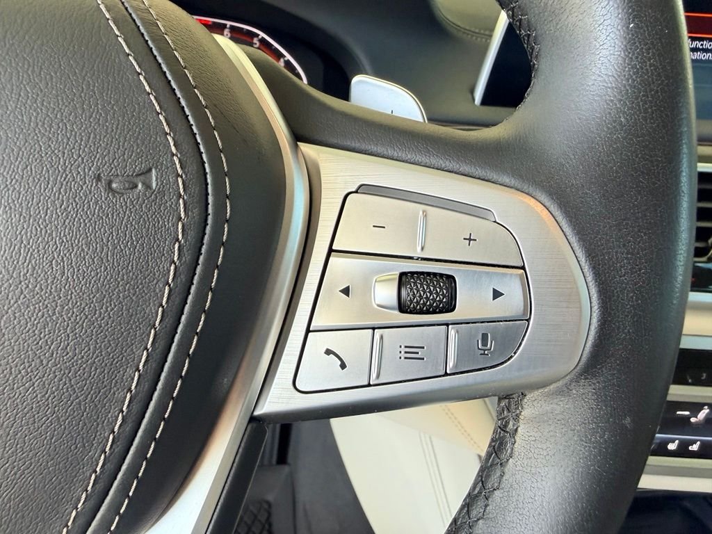 Used 2021 Gray BMW 740i image 22