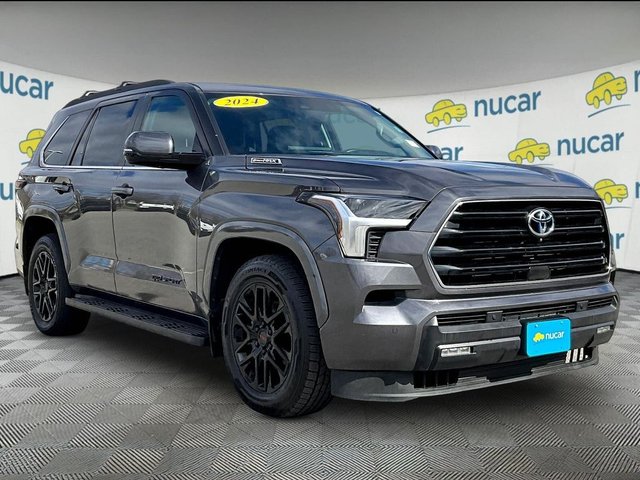 2024 Toyota Sequoia 2024 Toyota Sequoia SR5 4D Sport Utility