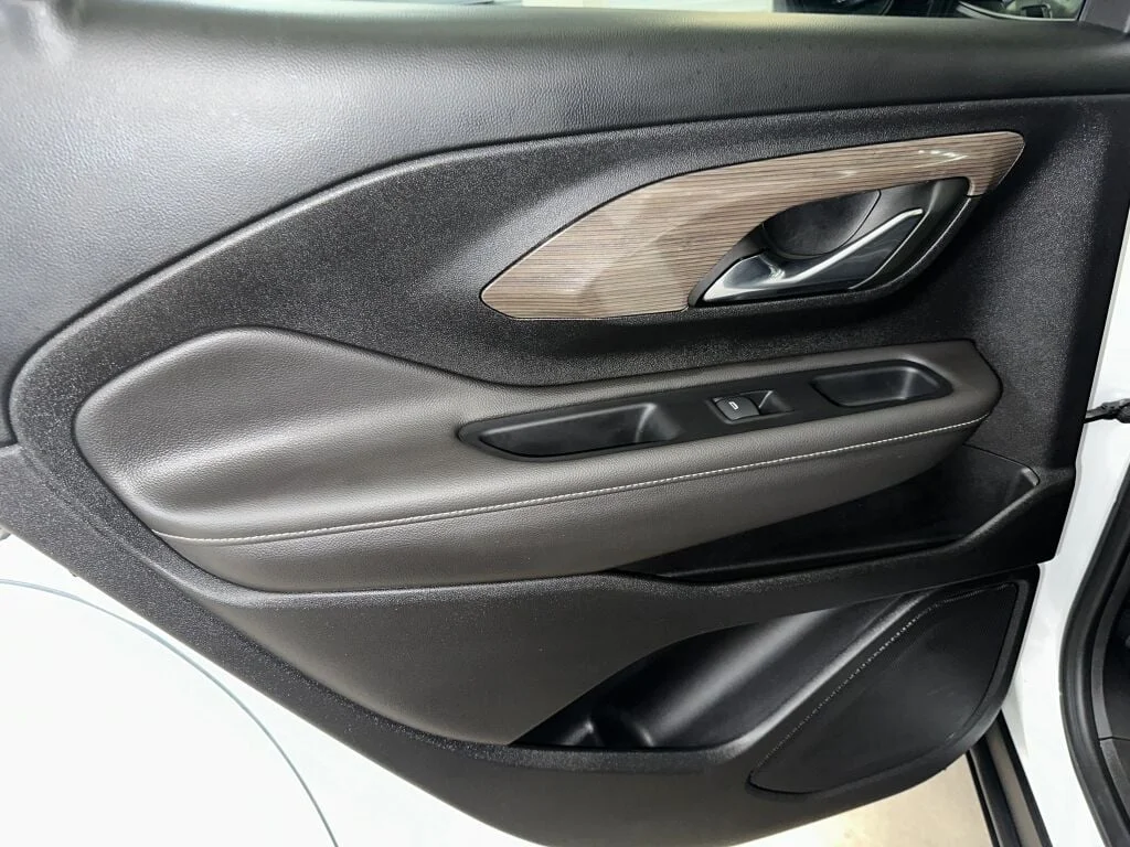2023 GMC Terrain Denali - Photo 23
