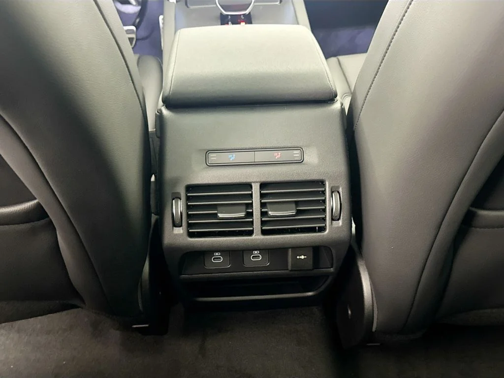 New 2026 Fuji White Land Rover Landmark image 25