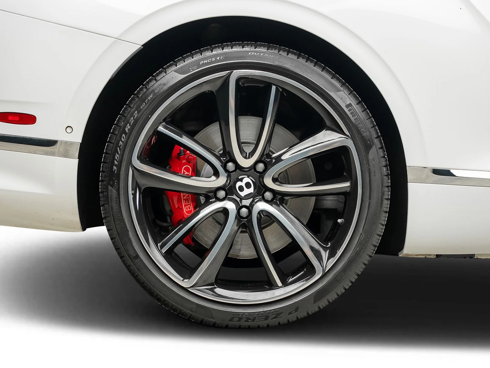 Used 2020 White Bentley W12 image 33