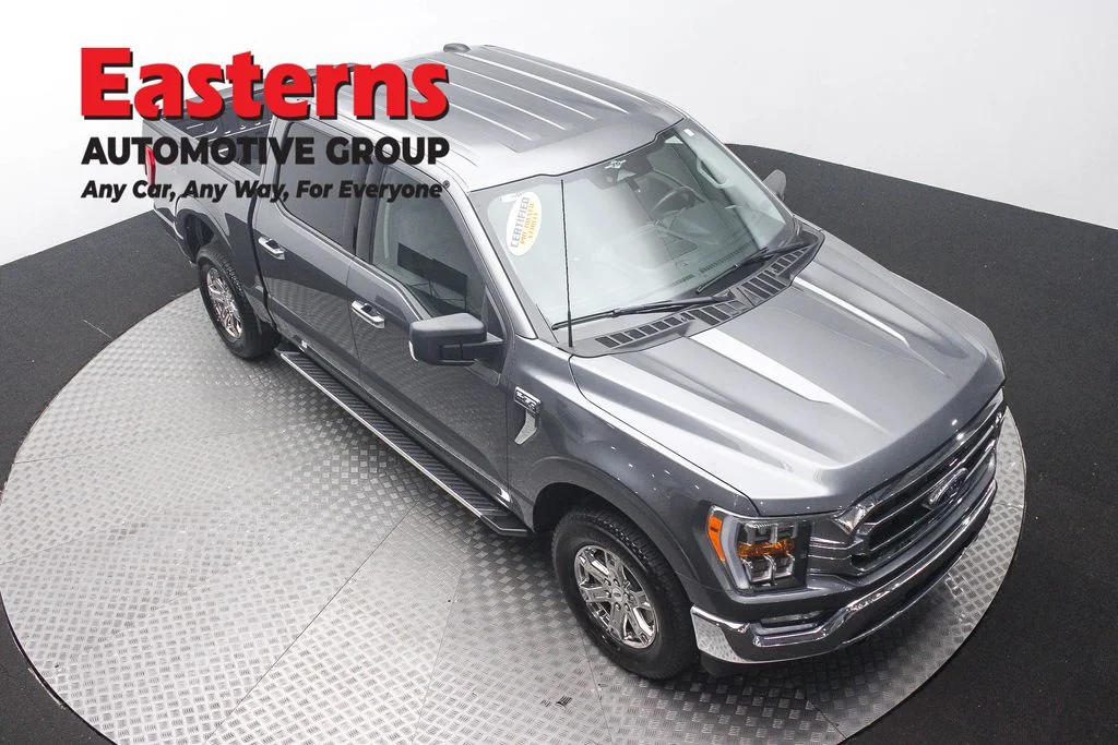 Used 2023 Gray Ford XLT image 3