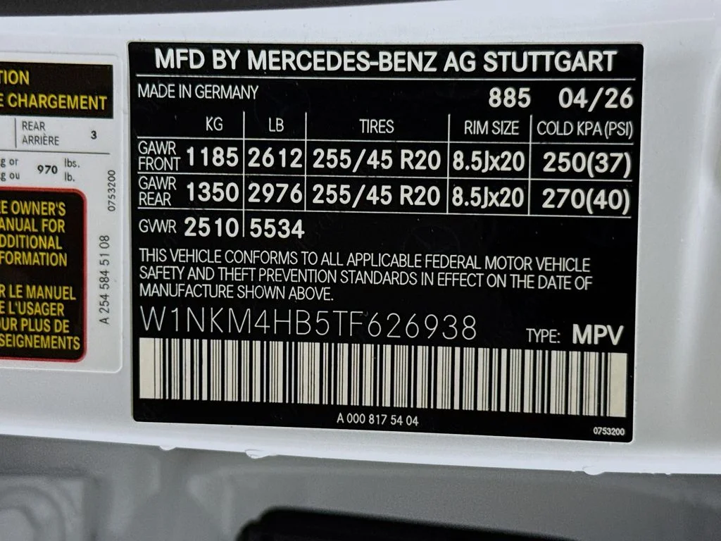 New 2026 White Mercedes-Benz GLC 300 image 33