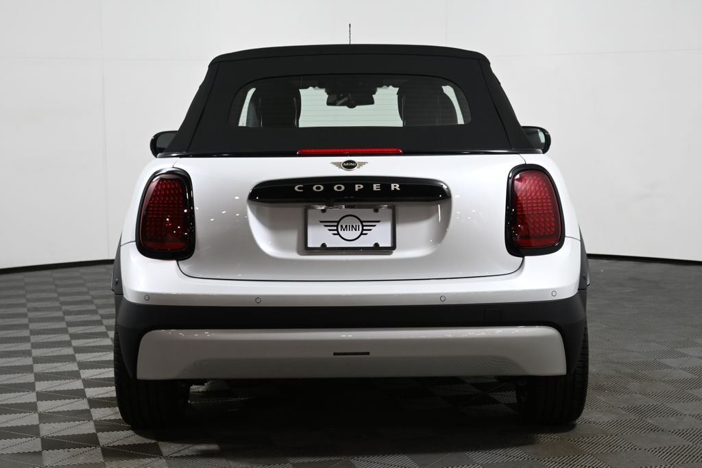 Used 2026 White MINI  image 7