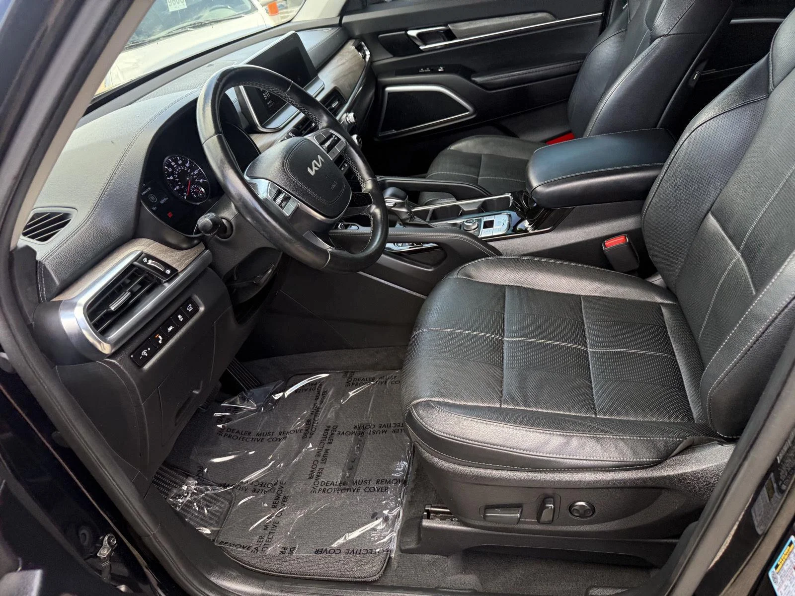 Used 2022 Ebony Black Kia EX image 12