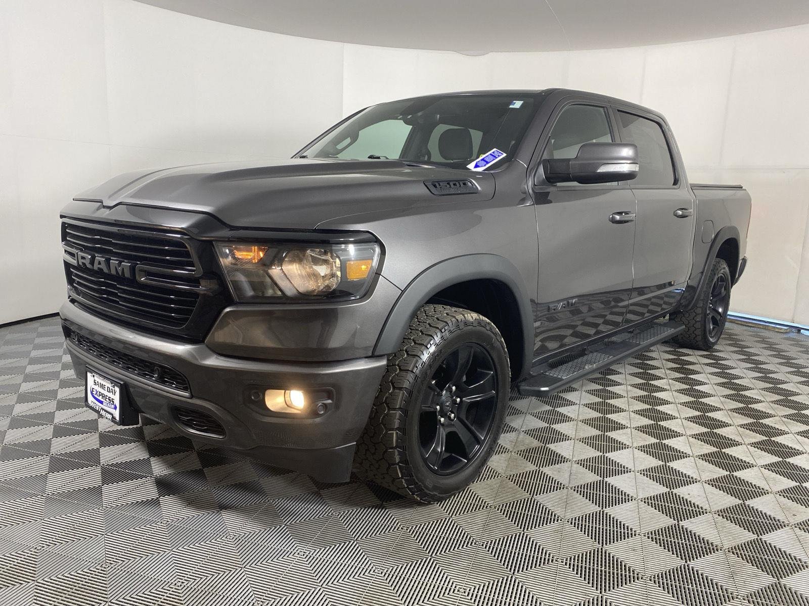 Used 2020 Granite Crystal Metallic Clearcoat Ram Big Horn image 3