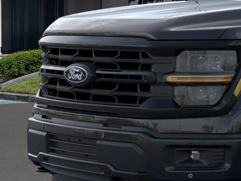 New 2026 Agate Black Metallic Ford XLT image 18