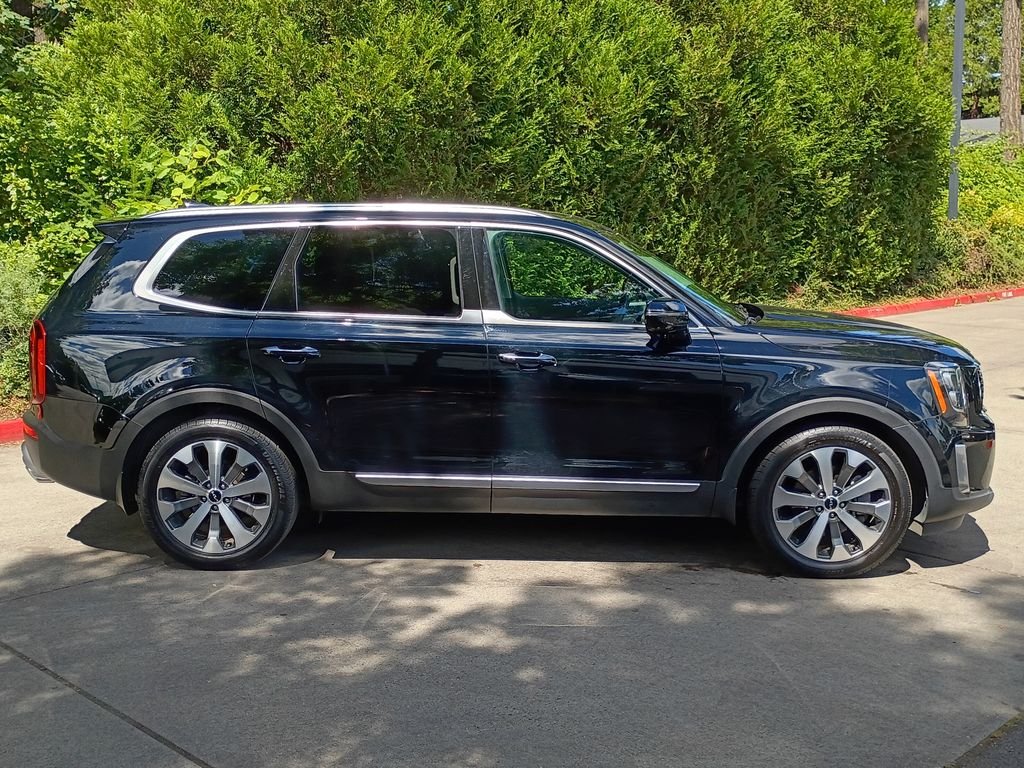 Used 2022  Kia SX image 2