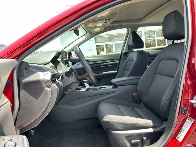 New 2026 Scarlet Nissan 2.5 SV image 25