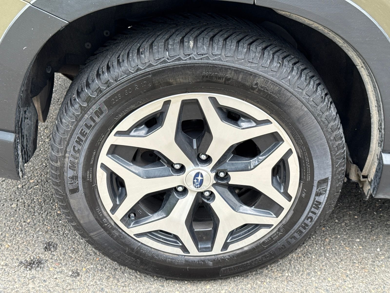 Used 2023 Brown Subaru Premium image 15