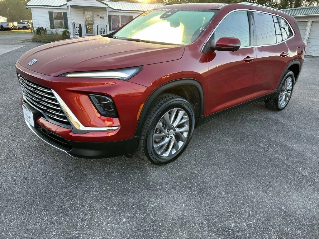 Used 2025 Cherry Red Tintcoat Buick Preferred image 8