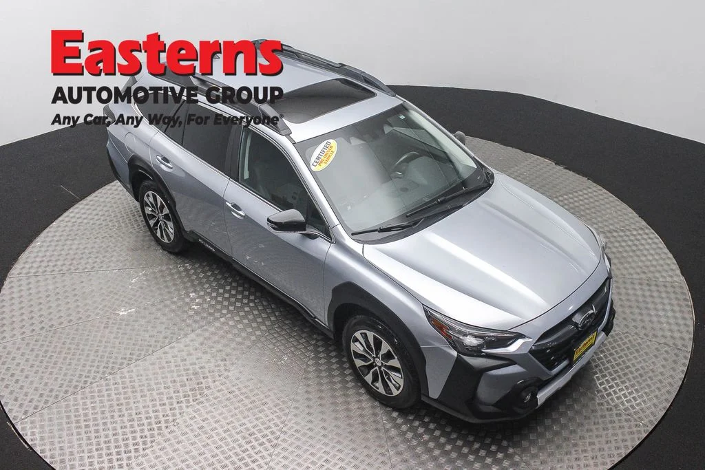 Used 2023 Silver Subaru Limited image 3