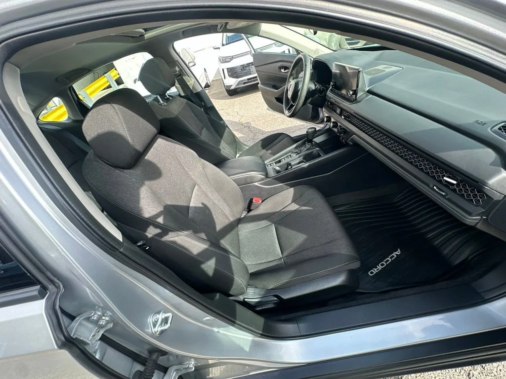 Used 2024  Honda EX image 34
