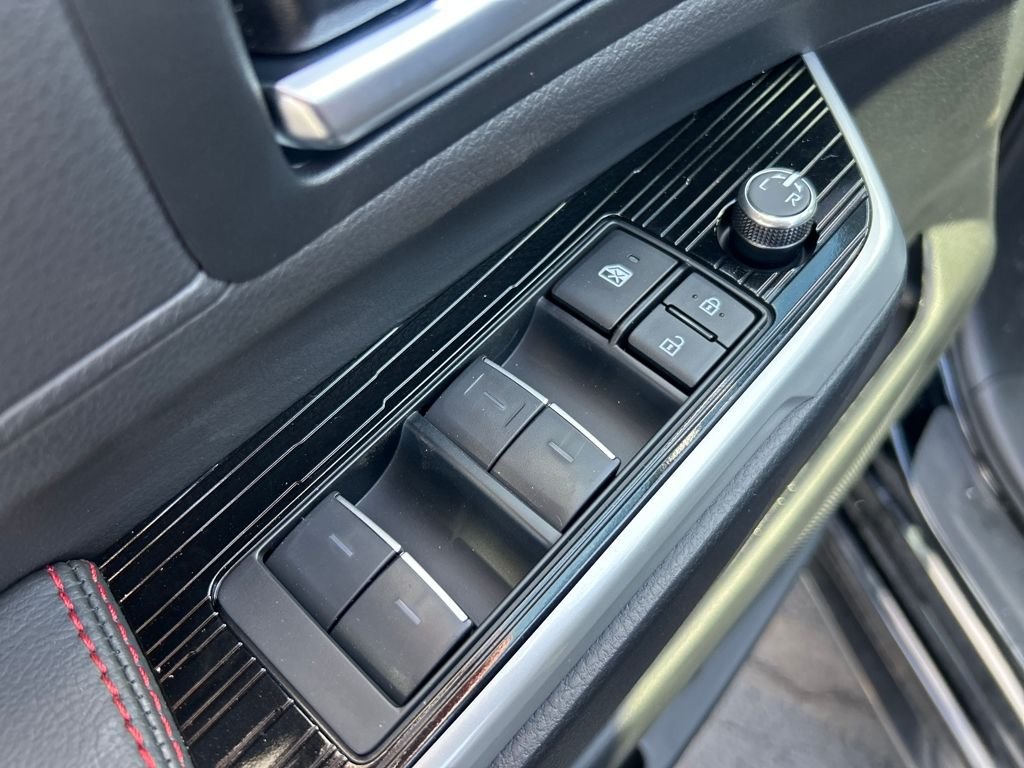 2026 Toyota Sienna XSE - Photo 19