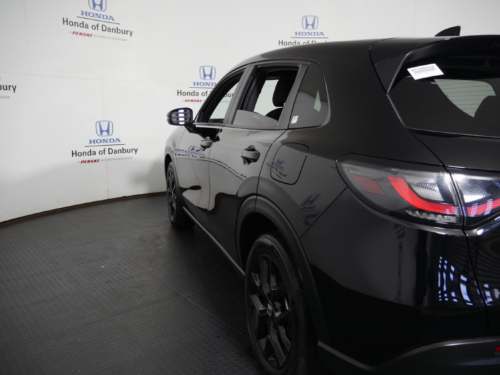 Used 2024 Crystal Black Pearl Honda Sport image 9