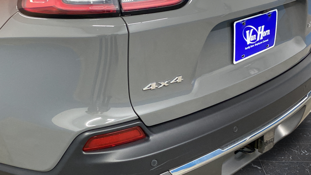 Used 2019 Sting-Gray Clearcoat Jeep Limited image 42