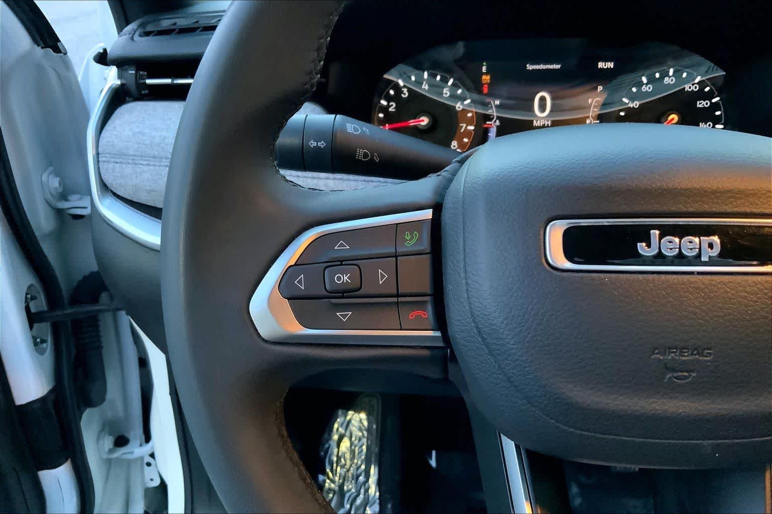 Used 2024 Bright White Clearcoat Jeep Latitude image 23