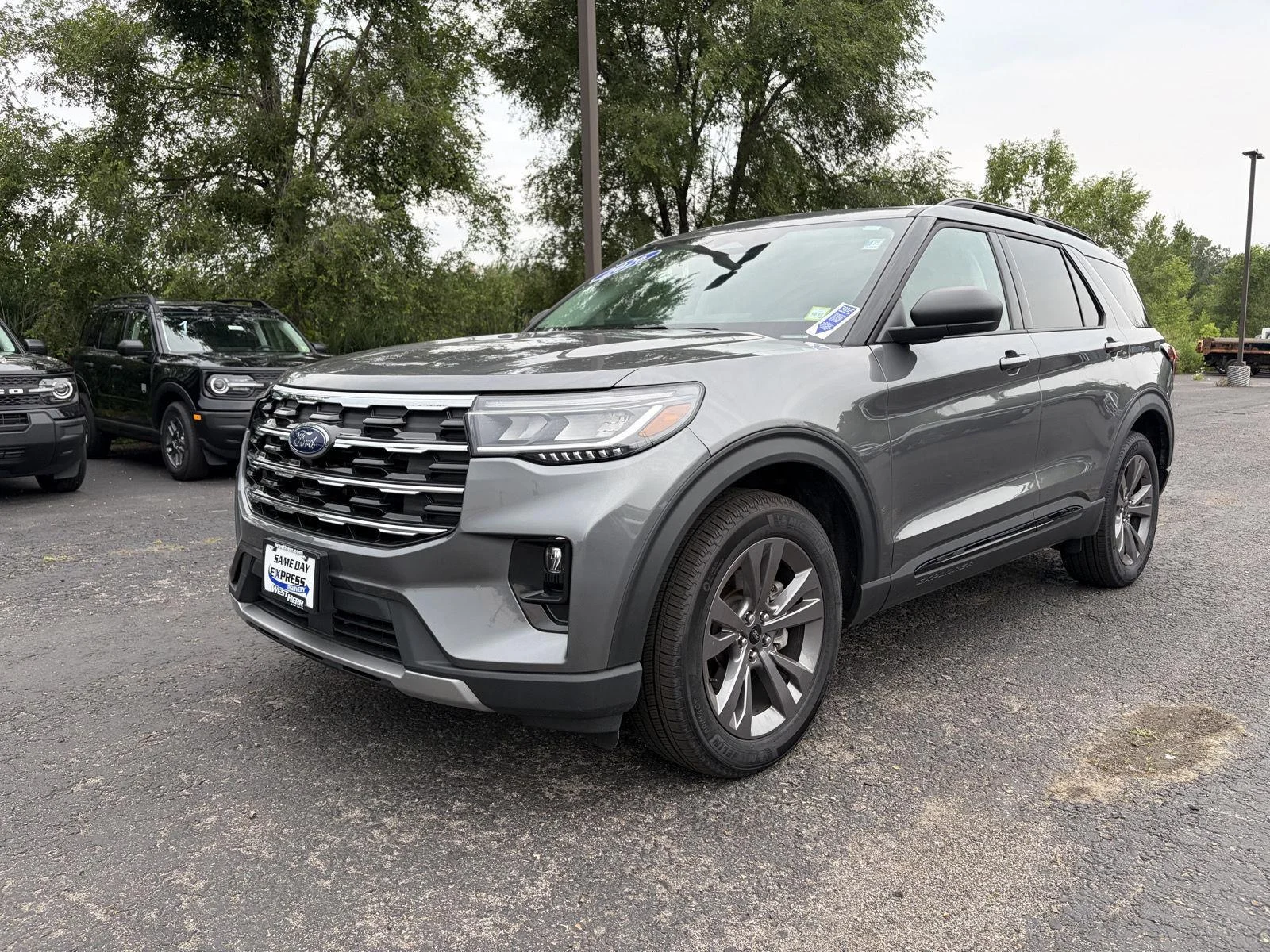 New 2026 Carbonized Gray Metallic Ford Active image 16