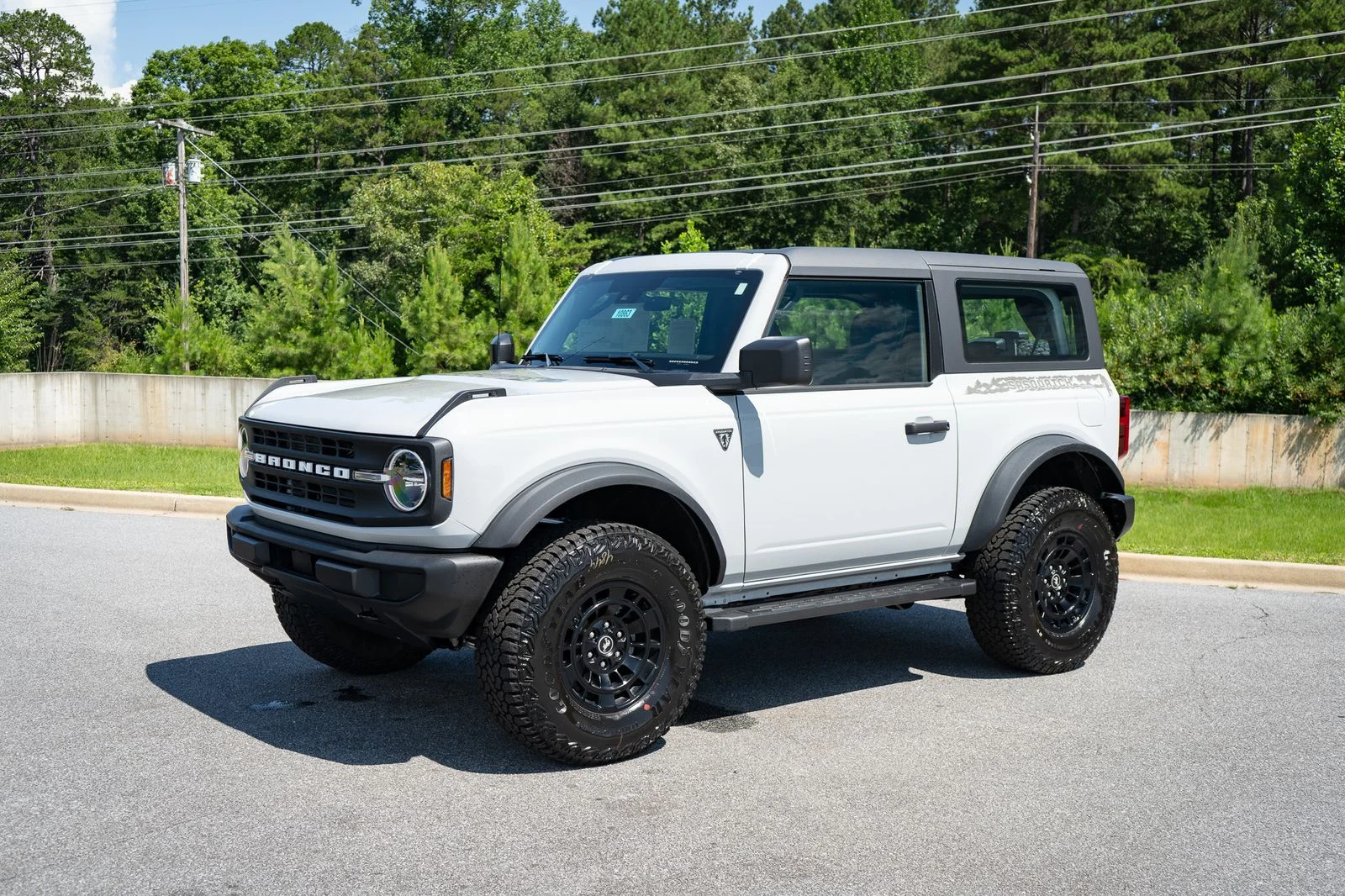 New 2026 Avalanche Gray Ford Base image 3