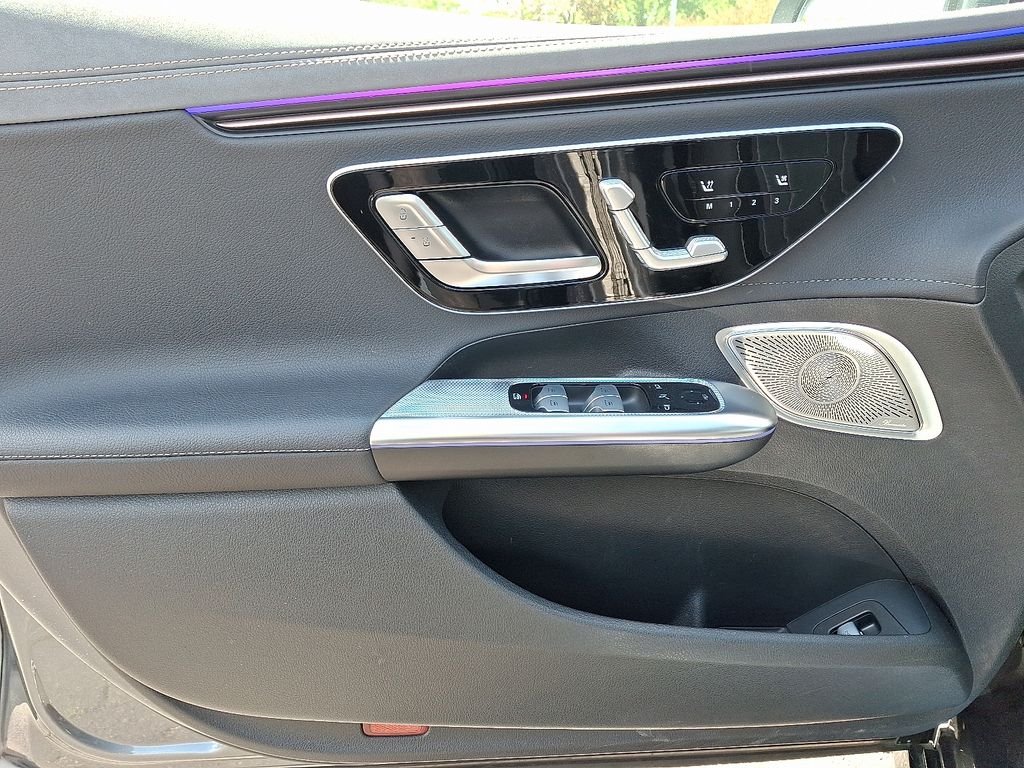 Certified Used 2023  Mercedes-Benz 350 Sedan image 10