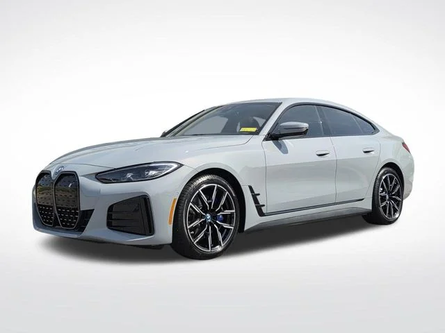 Used 2023 Gray BMW eDrive40 image 1