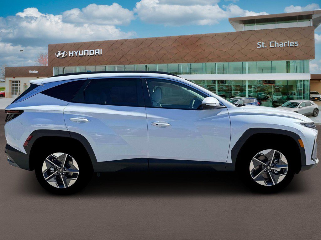 New 2026 White Hyundai SEL Convenience image 28