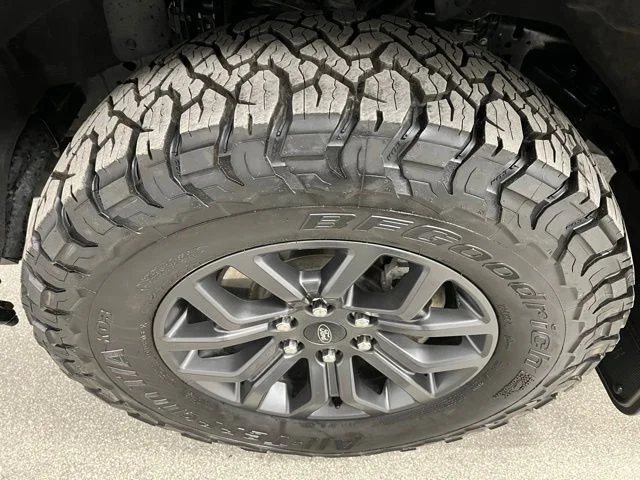 Used 2023 Blue Ford Tremor image 10