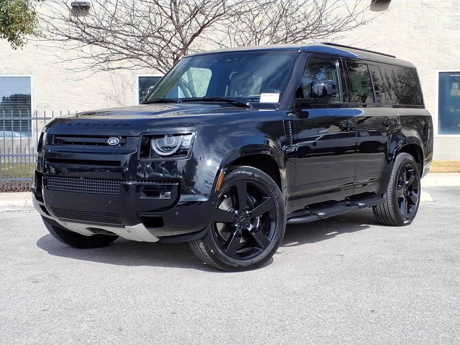 rerere　黒 Defender 130 | Land Rover Boerne