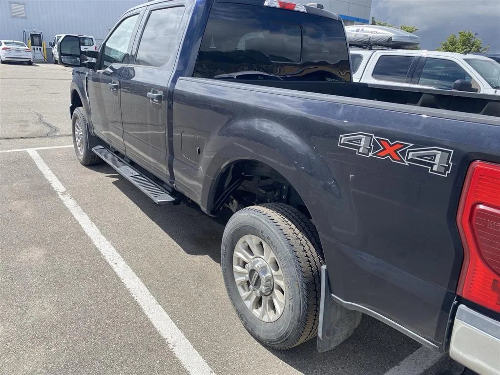 Used 2022 Antimatter Blue Ford XLT image 7