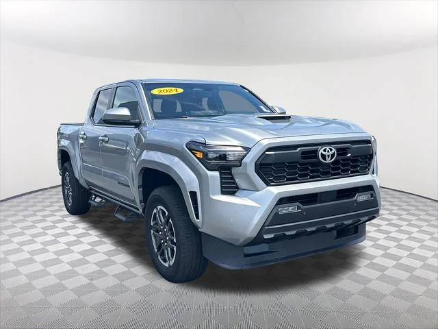 Certified Used 2024 CELESTIAL SILVER Toyota  image 11