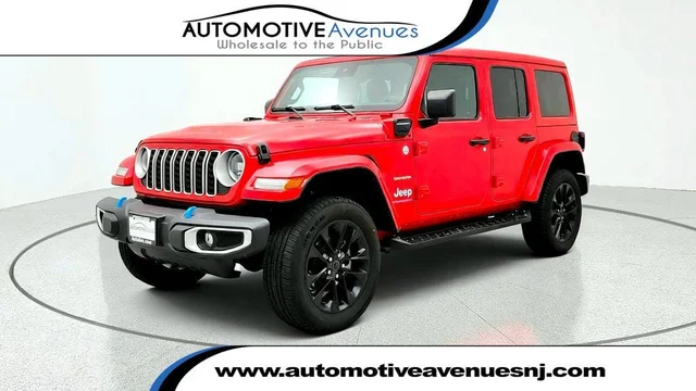 2024 Jeep Wrangler 4xe 4-Door Sahara 4xe w/ Sky One-Touch Power-Top & Power Seats