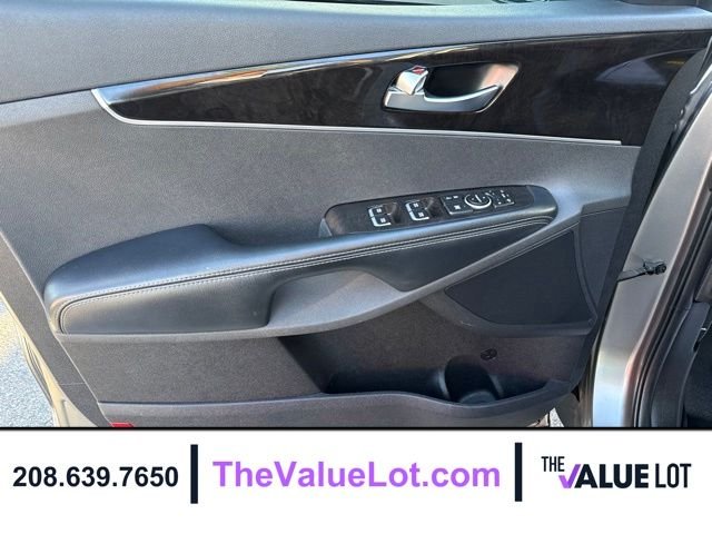 Used 2018 Silver Kia EX image 22