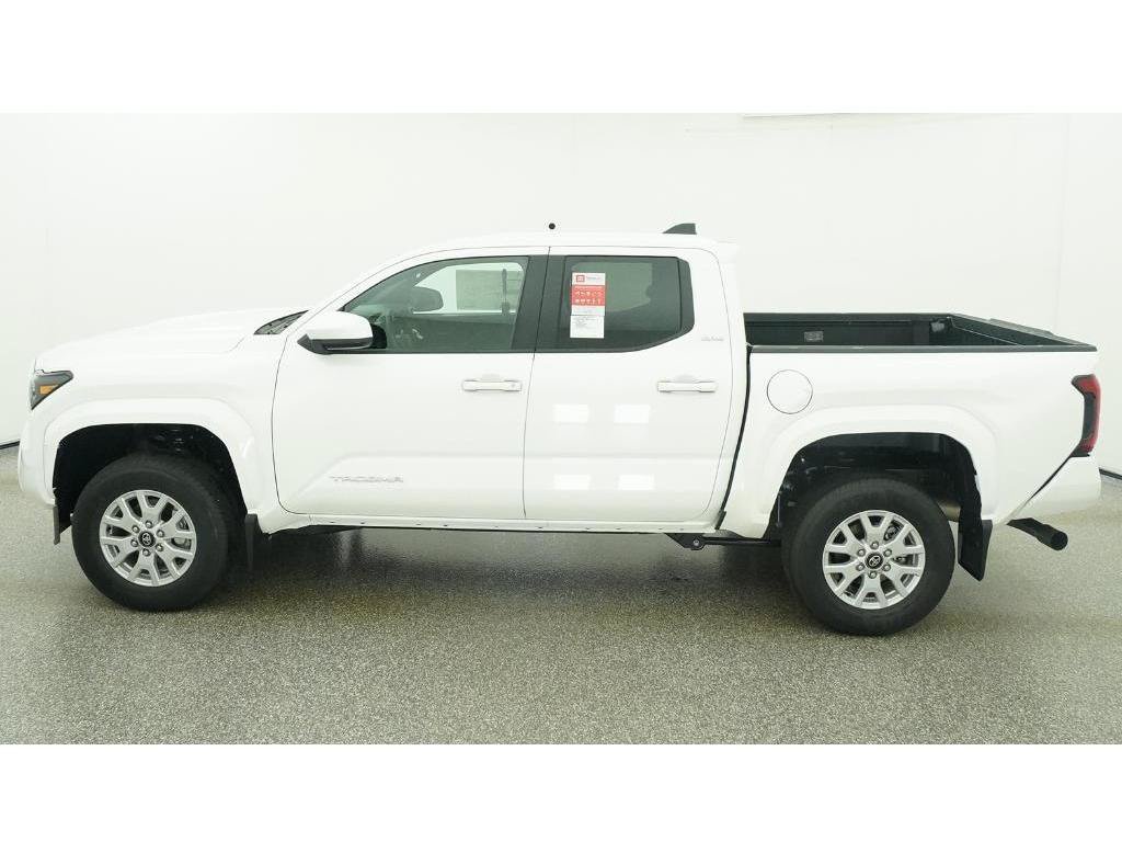 New 2026 Ice Cap Toyota SR5 image 3
