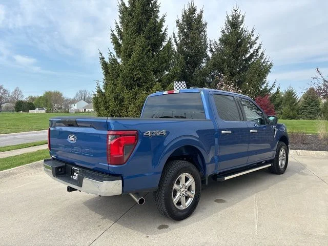 Certified Used 2025 Atlas Blue Metallic Ford XLT image 7