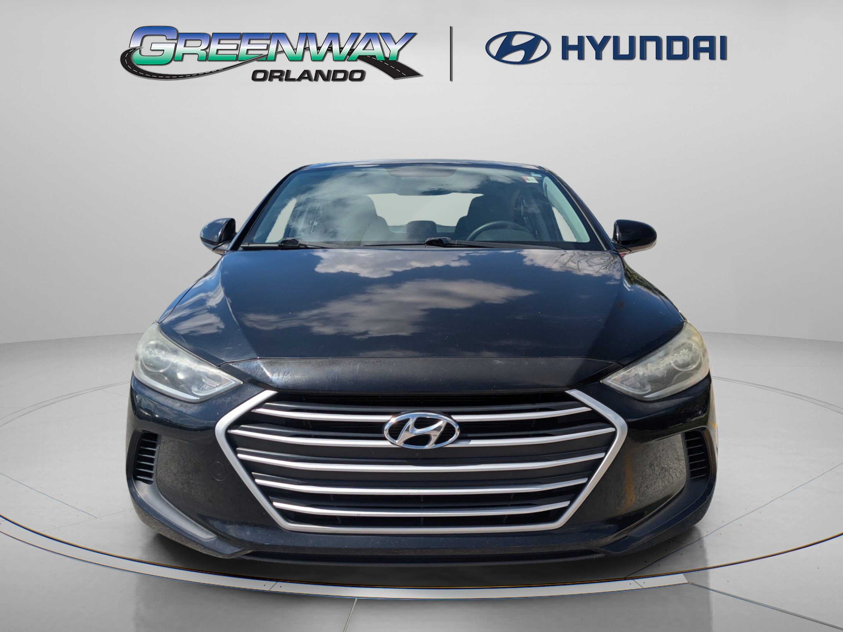 Used 2017 Black Noir Pearl Hyundai SE image 3