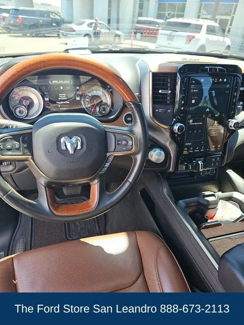Used 2022 Diamond Black Ram Limited image 16
