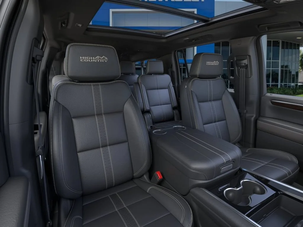 2026 Chevrolet Suburban High Country - Photo 16