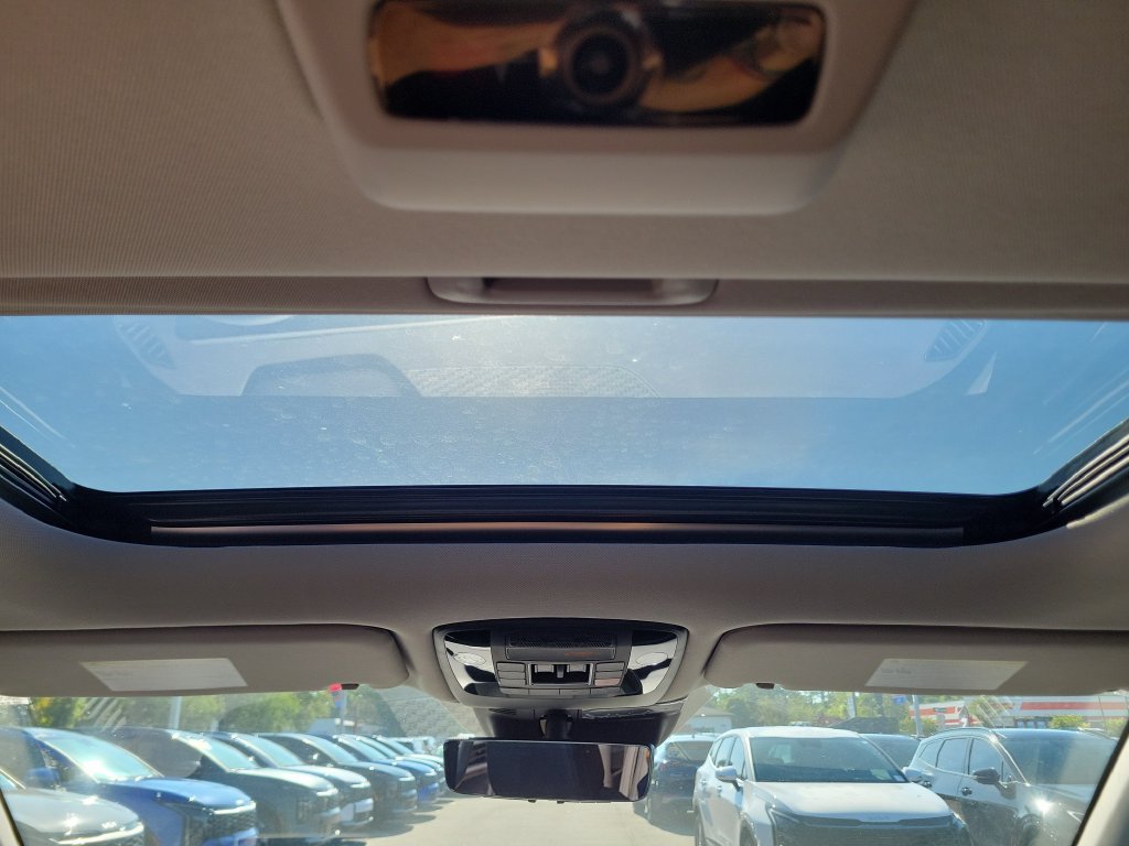 New 2026 Ivory Silver Kia SX Prestige image 20