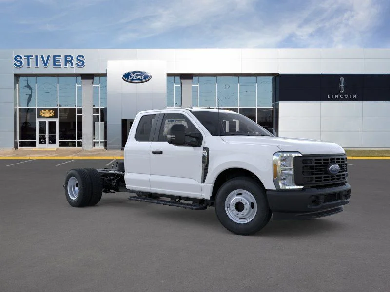 2026 Ford Chassis Cab