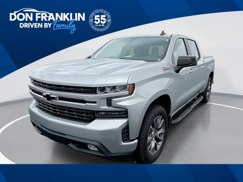 Used 2020 Silver Chevrolet RST image 1